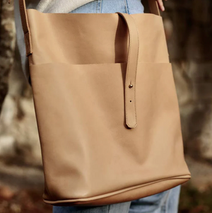 Meyelo Messenger Bag
