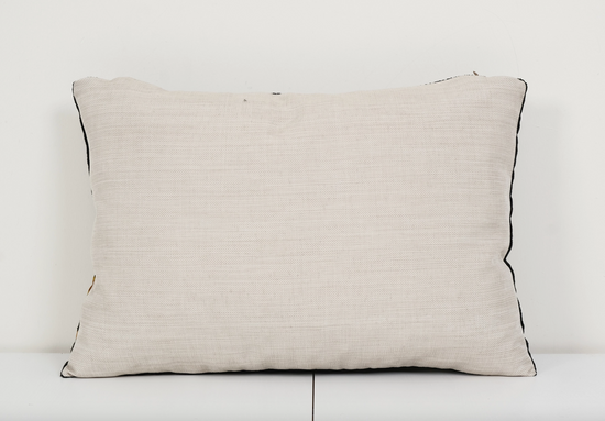 Coussin en soie ikat Tiger 16x24