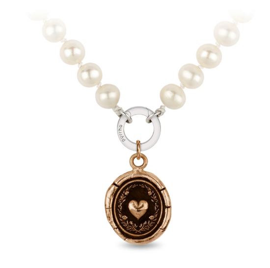 Collier en perles d'eau douce noué de Pyrrha Self Love