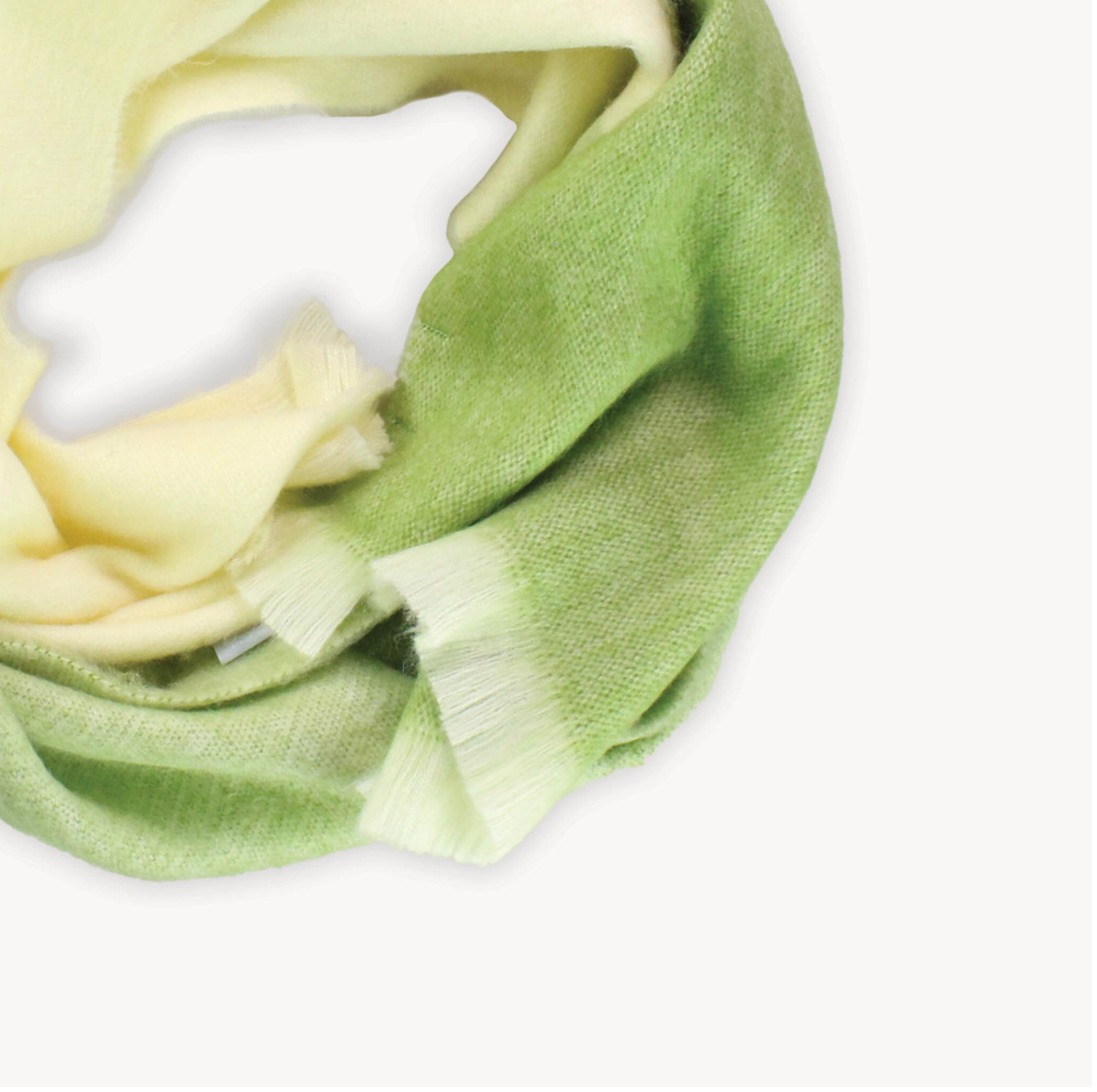 Seamless Scarf Matcha Ombre