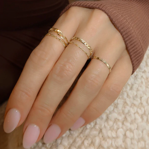 Leah Alexandra Golden Line Chain Ring