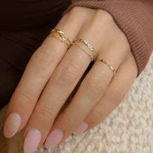 Leah Alexandra Figaro Chain Ring