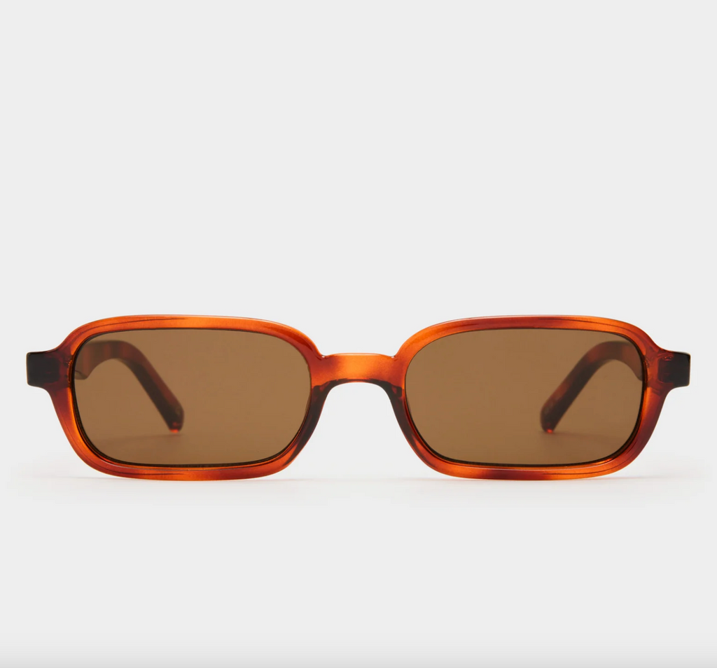 Le Specs Pilferer Toffee Tort