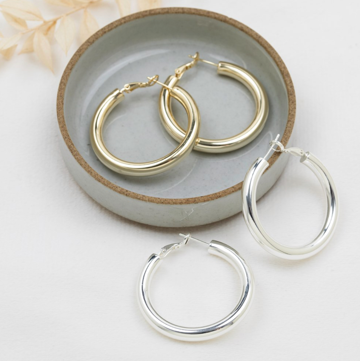 Glee Abundant Hoops