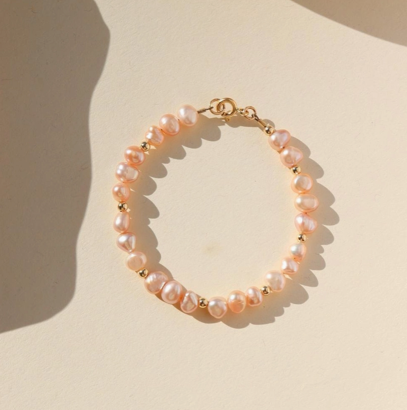 Token Pink Pearl Bracelet