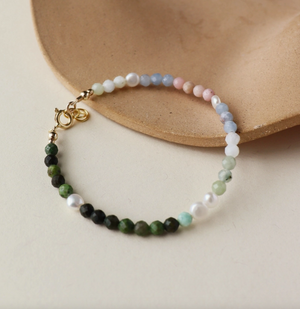 Token Spring Green Bracelet