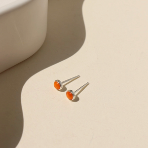 Token Sienna Studs