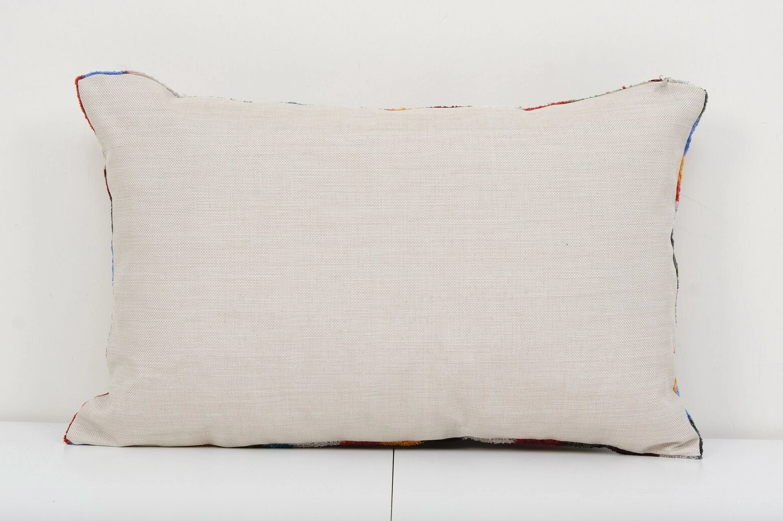 Coussin en velours Ikat coloré
