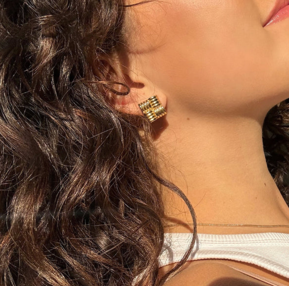 Boucles d'oreilles tissées Leah Alexandra en or