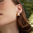 Boucles d'oreilles en forme de griffe Leah Alexandra Or audacieuses