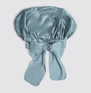 Bonnet en satin surdimensionné Kitsch bleu brumeux