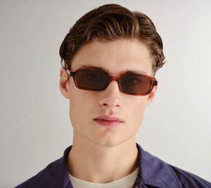 Le Specs Pilferer Toffee Tort