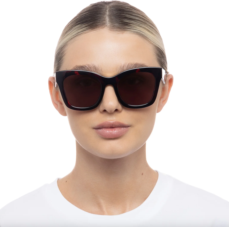 Le Specs Showstopper Cherry Tort