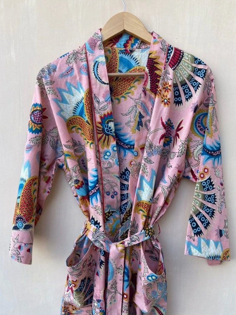 Kimono Dragon Rose