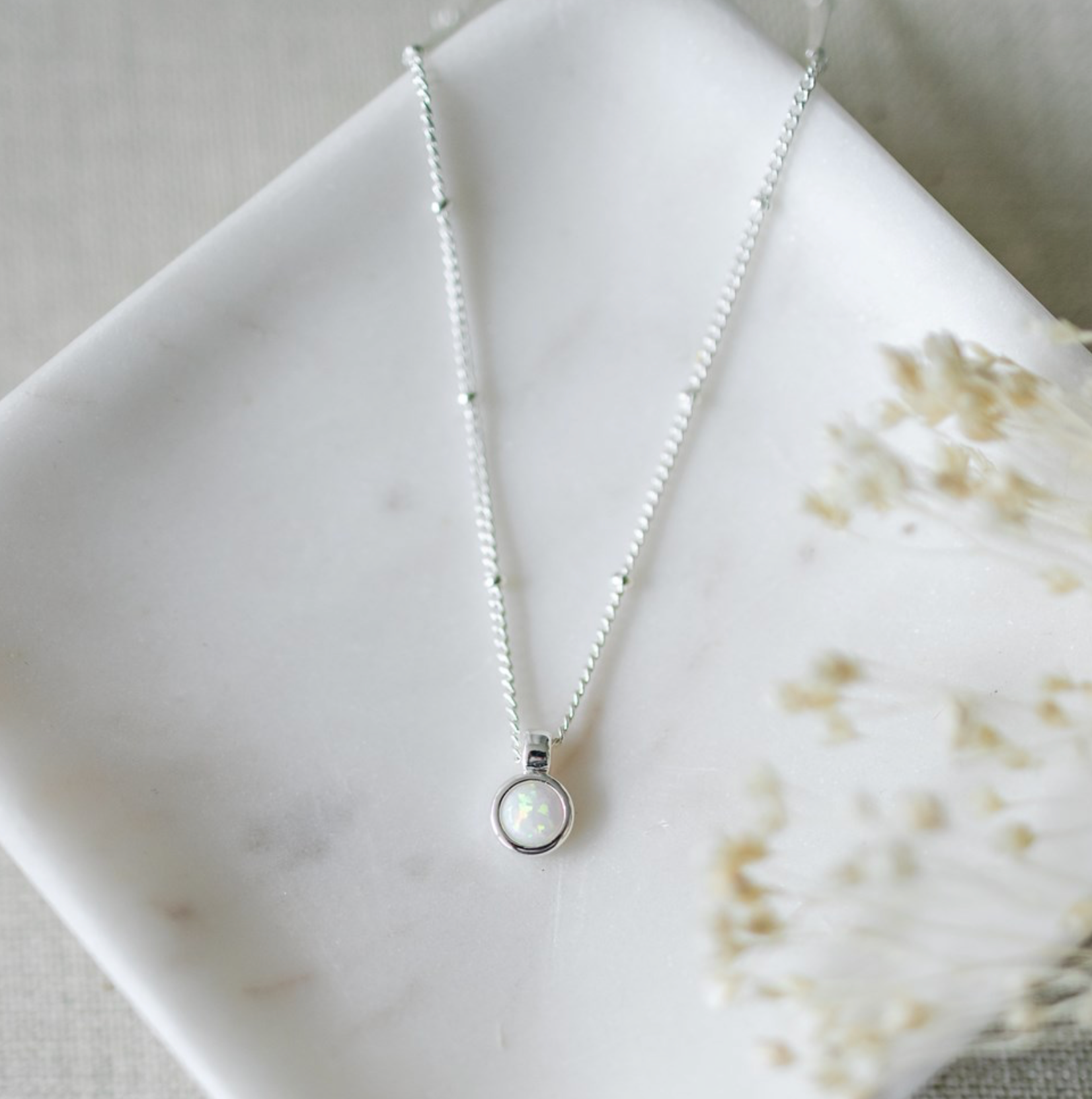 Glee Ona Necklace
