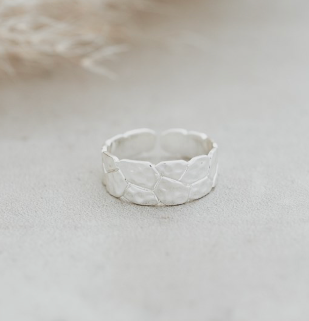 Glee Ezzie Ring