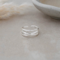 Glee Illusion Ring