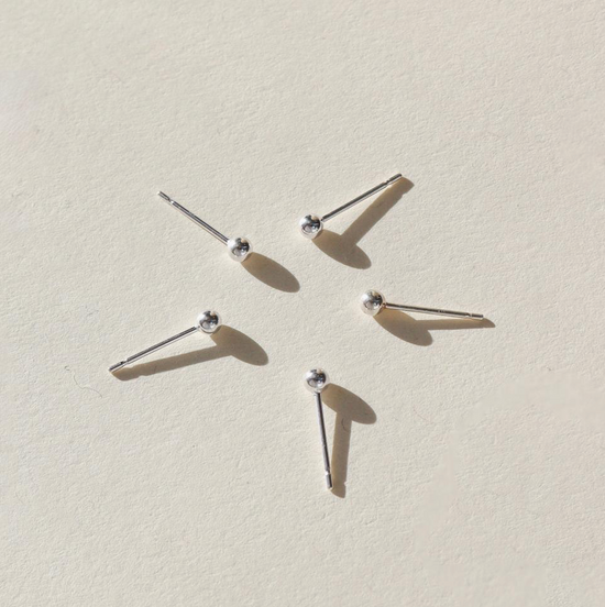 Token Classic Studs