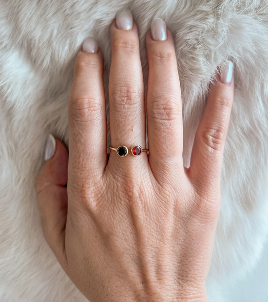 Brass Double Faceted Ring With Garnets