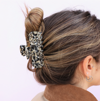 Dalila Rectangular Hair Clip