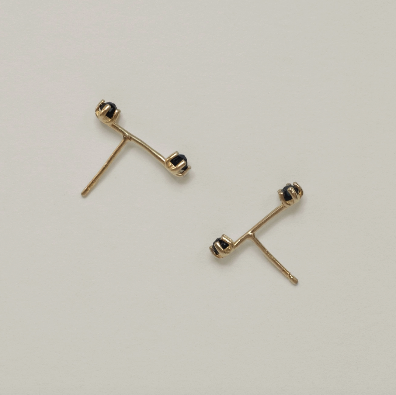 Andy Earrings Onyx