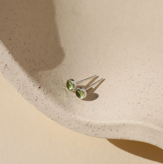 Token Peridot Studs