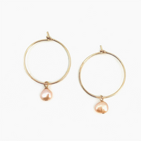 Perla Tiny Hoop Earring Freshwater Pearl Peach