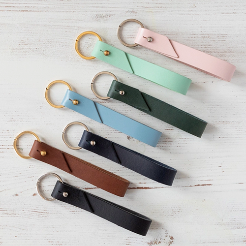Porte-clés en cuir fait main