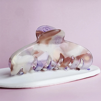 Agatha Rounded Hair Clip