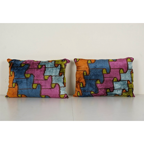 Ensemble de 2 coussins en velours Ikat vintage