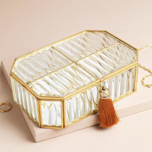 Boîte à bijoux striée