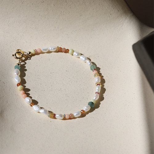 Token Pearl & Petal Beaded Bracelet