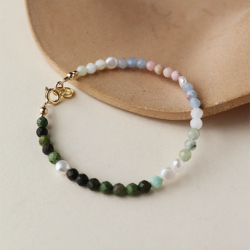 Token Spring Green Bracelet